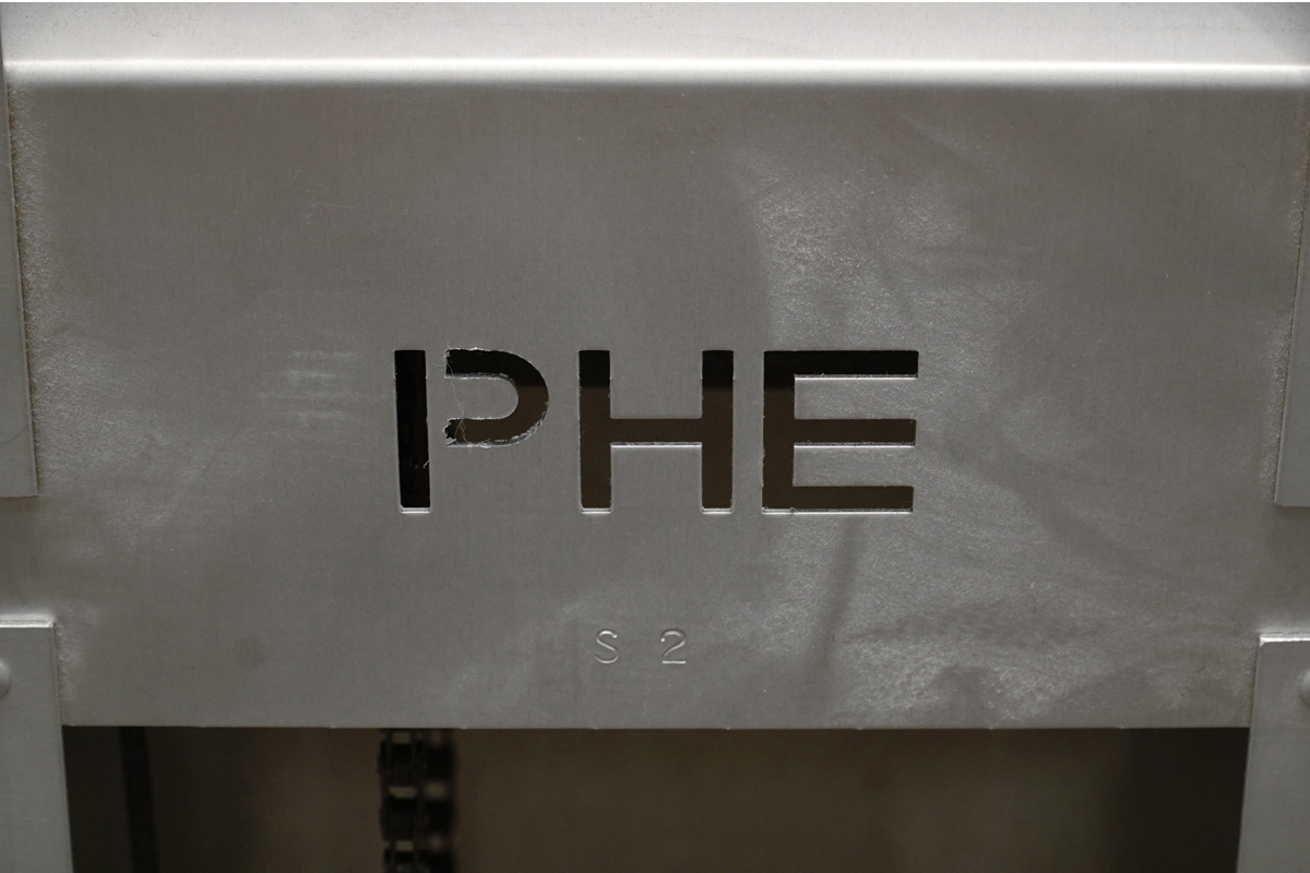 PIET HEIN EEK(ピート ヘイン イーク) GO CART(ゴーカート) ペダルカー アルミ製　ロゴ