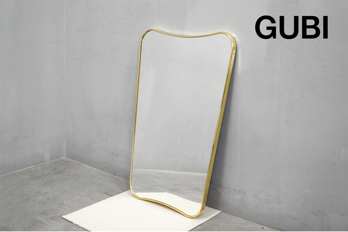 GUBI(グビ) F.A.33 ウォールミラー ポリッシュブラス ジオ・ポンティ