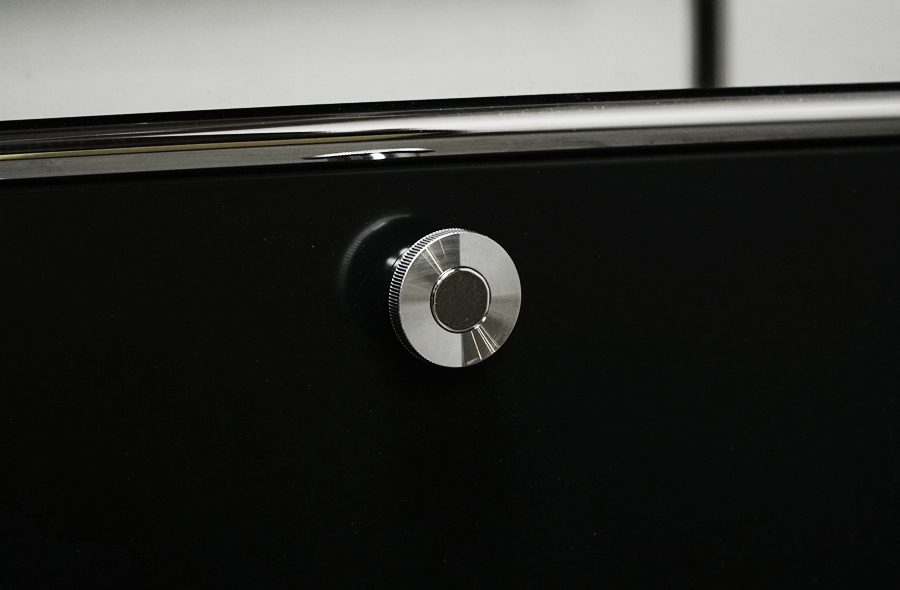 USM Haller system (ハラー) 2段キャビネット サイドボード ドロップダウンドア モジュラー収納 ブラック　アドア東京