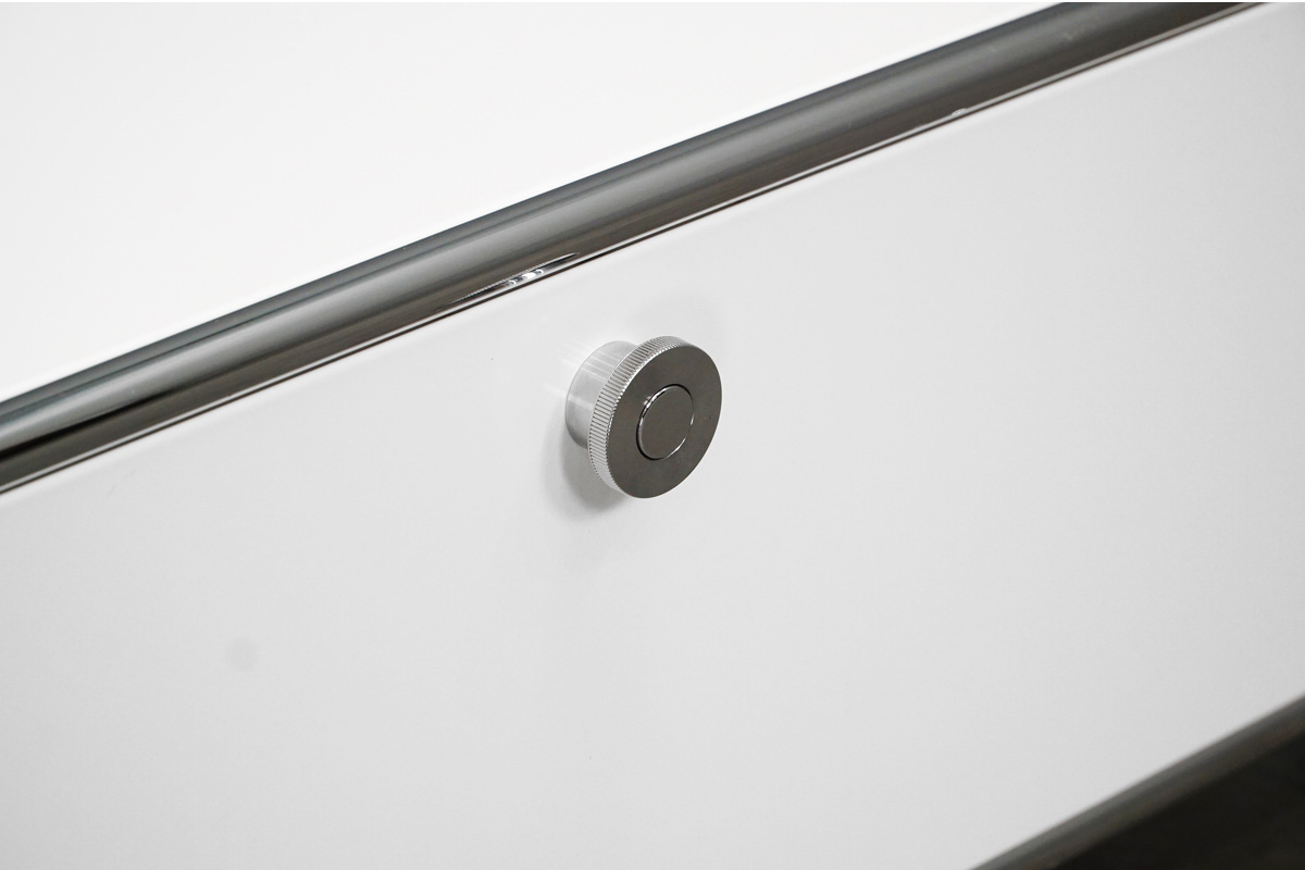 USM Haller system (ユーエスエム ハラー) キャスター付き ローボード キャビネット　取っ手