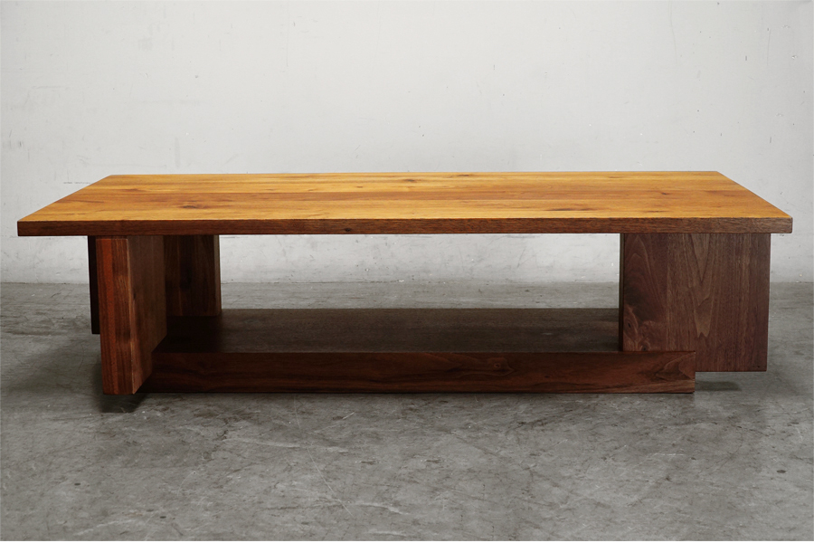 HIRASHIMA (ヒラシマ)  CARAMELLA (カラメッラ) リビングテーブル センター コーヒーテーブル ウォールナット　アドア東京