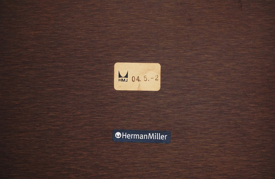 ステッカー　HermanMiller(ハーマンミラー) Eames Contract Base Table(イームズコントラクトベーステーブル)　アドア東京
