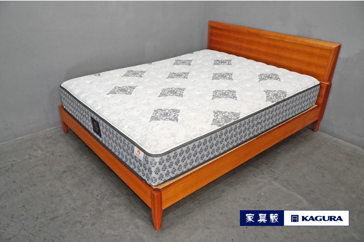 Sealy(シーリー) チタンコレクションCLARIS Firm(クラリス ファーム) マットレス+家具蔵 エミネント クイーンベッド