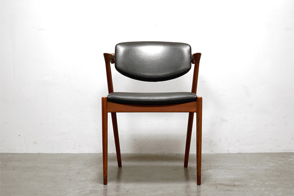 正面　カイ・クリスチャンセン No.42 チェア ヴィンテージ