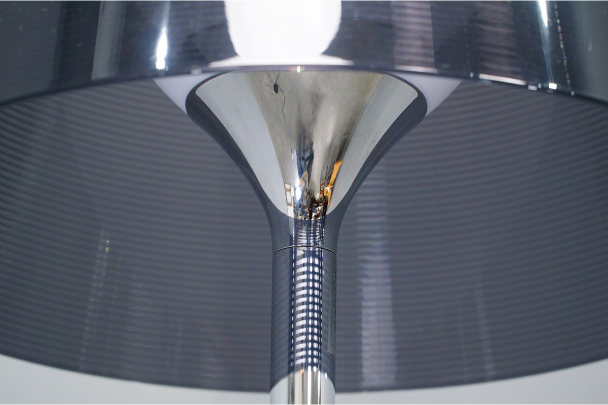 FLOS(フロス) K TRIBE F2(Kトライブ) フロアスタンド スモーキーグレー 拡大