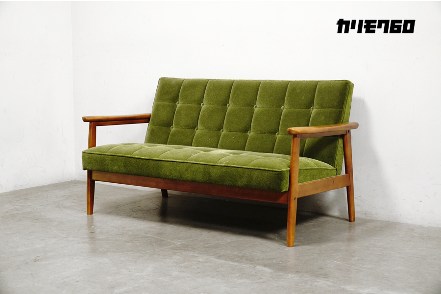 全体　karimoku60(カリモクロクマル) Kチェア 2シーター モケットグリーン ソファ　アドア東京