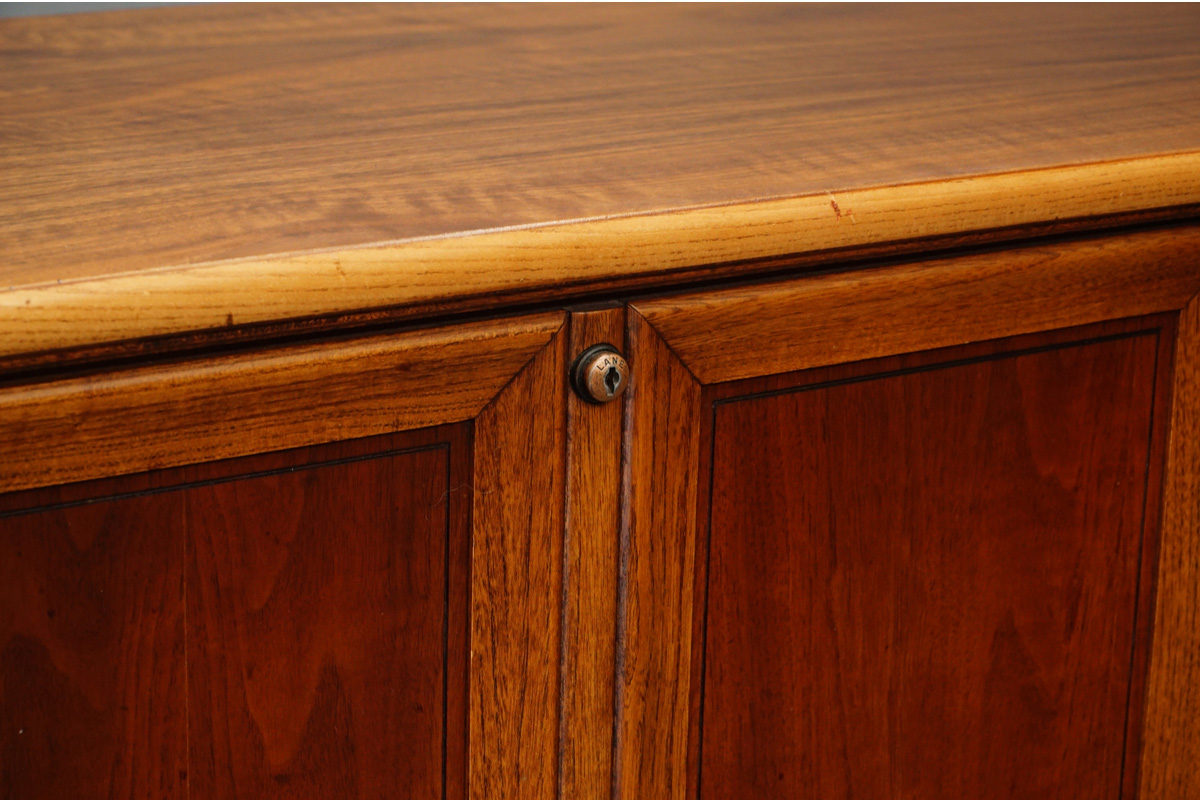 ヴィンテージ Lane(レーン) Cedar Chest(シダーチェスト) ブランケットキャビネット サイドボード 拡大