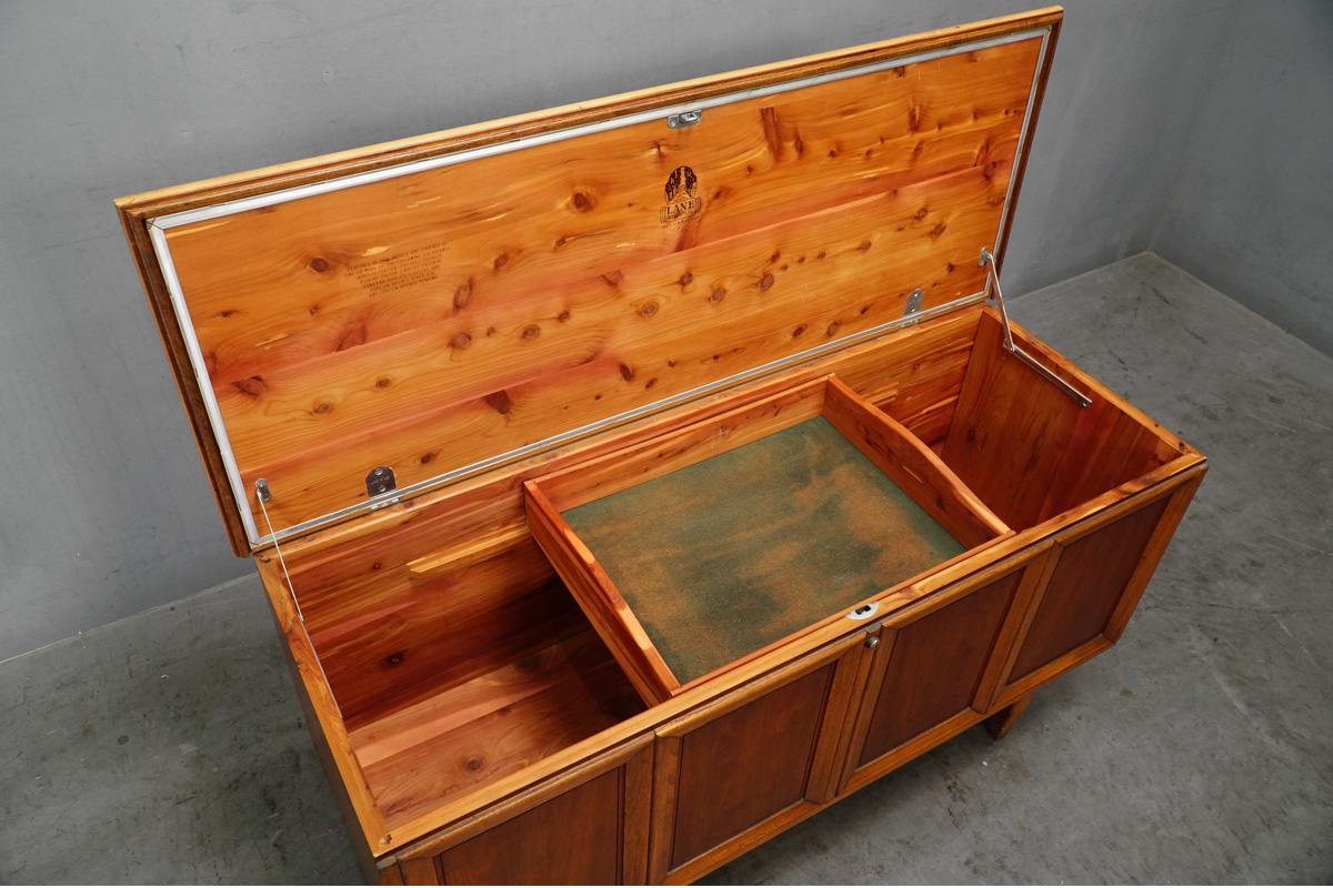ヴィンテージ Lane(レーン) Cedar Chest(シダーチェスト) ブランケットキャビネット サイドボード 内部