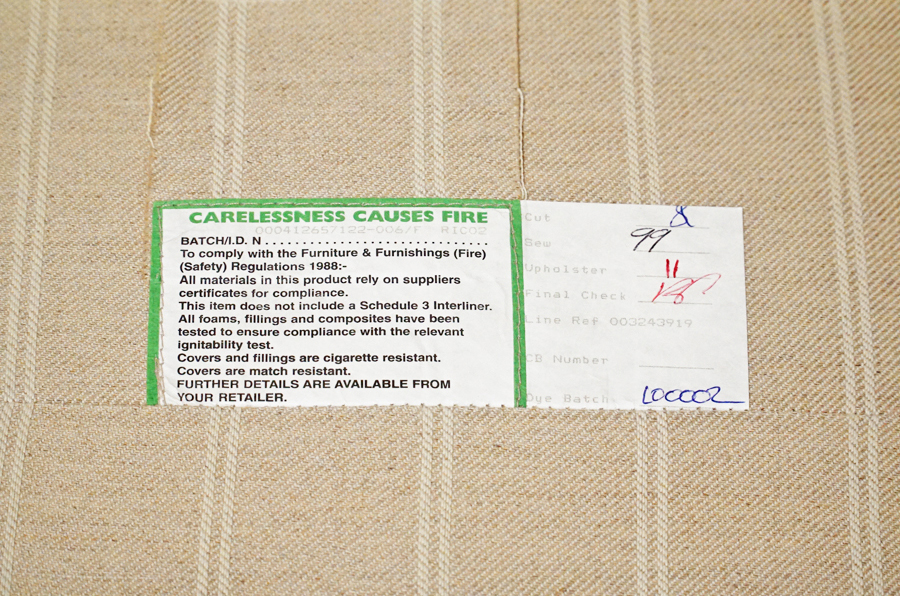 Laura Ashley(ローラアシュレイ)  Richmond (リッチモンド) 2人掛けソファ　アドア東京