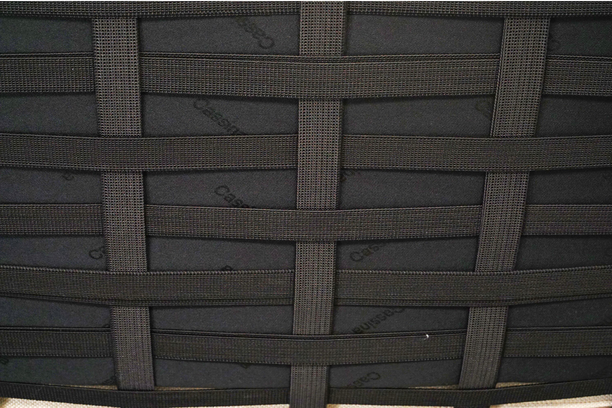 Cassina(カッシーナ) 3 FAUTEUIL GRAND CONFORT「LC3」1人掛けソファ 1シーター　裏側