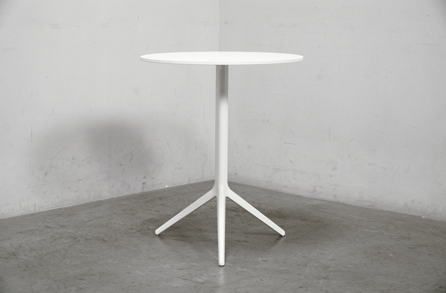 MAGIS(マジス) CENTRAL (セントラル) カフェテーブル ホワイト ロナン・エルワン・ブルレック アドア東京