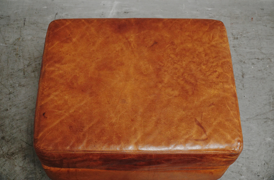 座面 P.F.S パシフィックファニチャーサービス STANDARD A SOFA オットマン 本革張り アドア東京