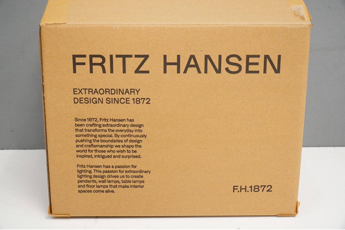 FritzHansen(フリッツハンセン ) NIIGHT OWL(ナイトオウル) テーブルランプ スモーキーホワイト アッシュ