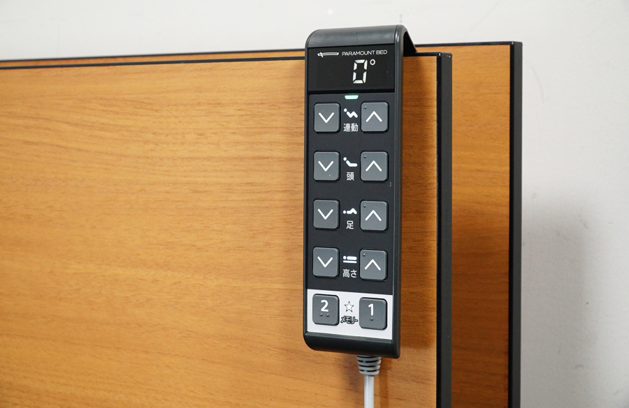 パラマウントベッド  INTIME インタイム1000 3モーター電動リクライニングベッド マットレス付セミダブル　アドア東京