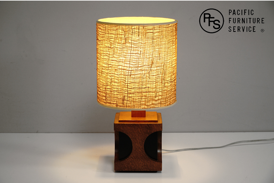 全体 P.F.S パシフィックファニチャーサービス NIGHT STAND(ナイトスタンド)テーブルランプ照明 アドア東京