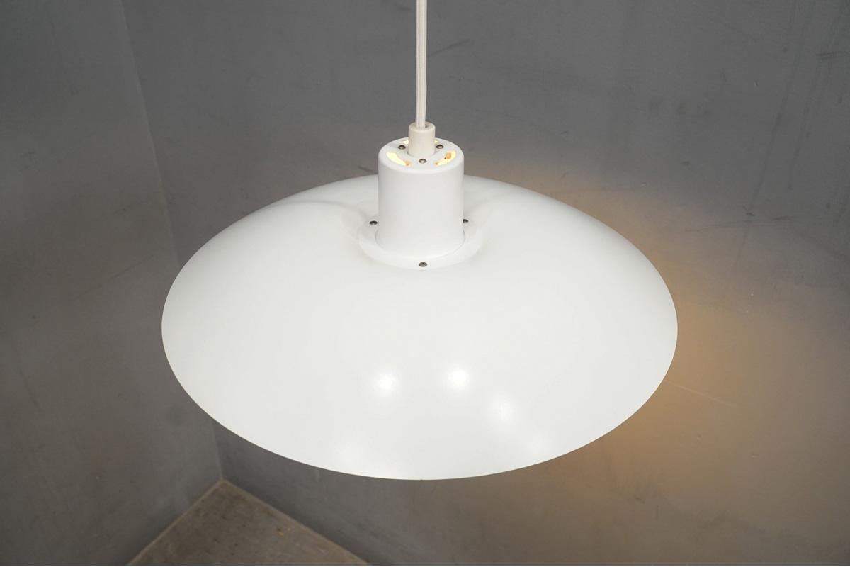 louis poulsen（ルイスポールセン）PH4/3 ペンダントライト　上部