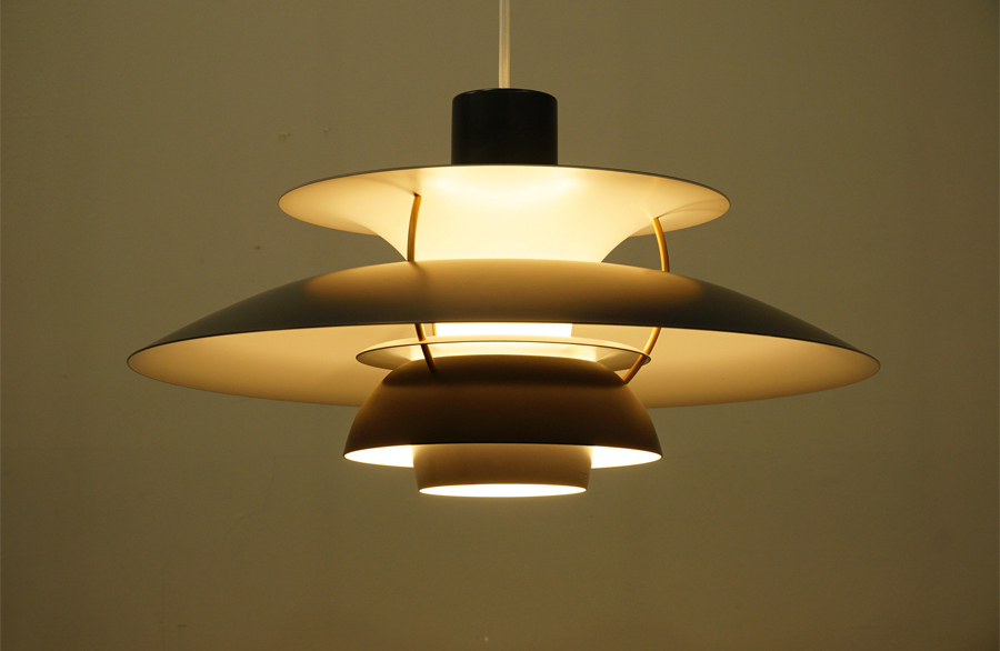 CONNECT別注 louis poulsen(ルイスポールセン) PH5 ペンダントライト ダークグレー/ライトグレー yamagiwa(ヤマギワ）　アドア東京