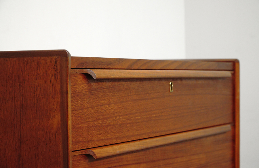 取っ手 北欧ヴィンテージ家具 デンマーク製 6段チェスト スカンジナビアン チーク ドロワー収納　アドア東京