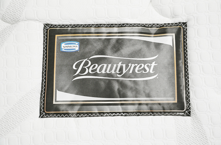 Simmons(シモンズ )ベッド  ビューティレスト ポケットコイル 6.5 エッセンシャルスマートMD マットレス セミダブルサイズ　アドア東京