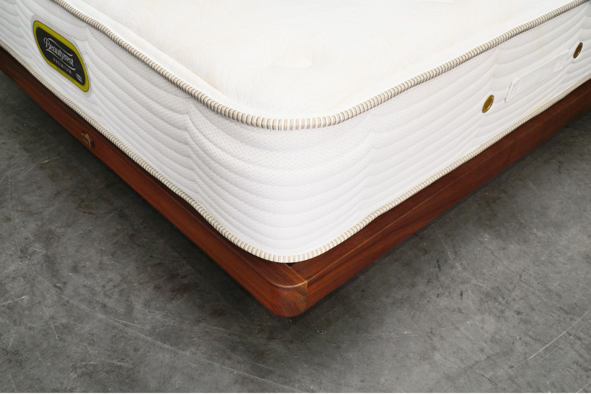 Simmons(シモンズ ) ビューティレスト プレミアム エグゼクティブ マットレス付 セミダブルベッド　拡大