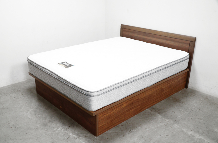 Simmons(シモンズ )ベッド ビューティレスト スイートユーロトップ ニューフィット マットレス付きクイーンベッド アドア東京