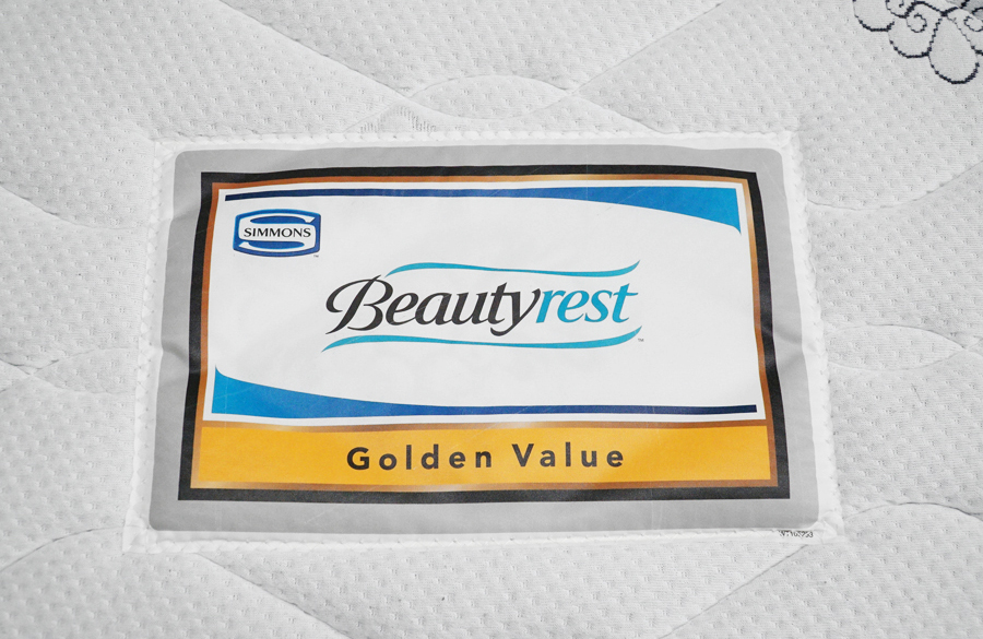 Simmons(シモンズ )ベッド ビューティレスト ゴールデンバリューマットレス付跳ね上げ式(リフトアップ) クイーンベッド アドア東京