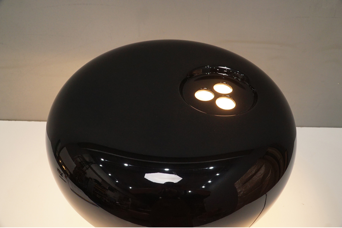 FLOS(フロス) SNOOPY(スヌーピー) テーブルランプ　拡大