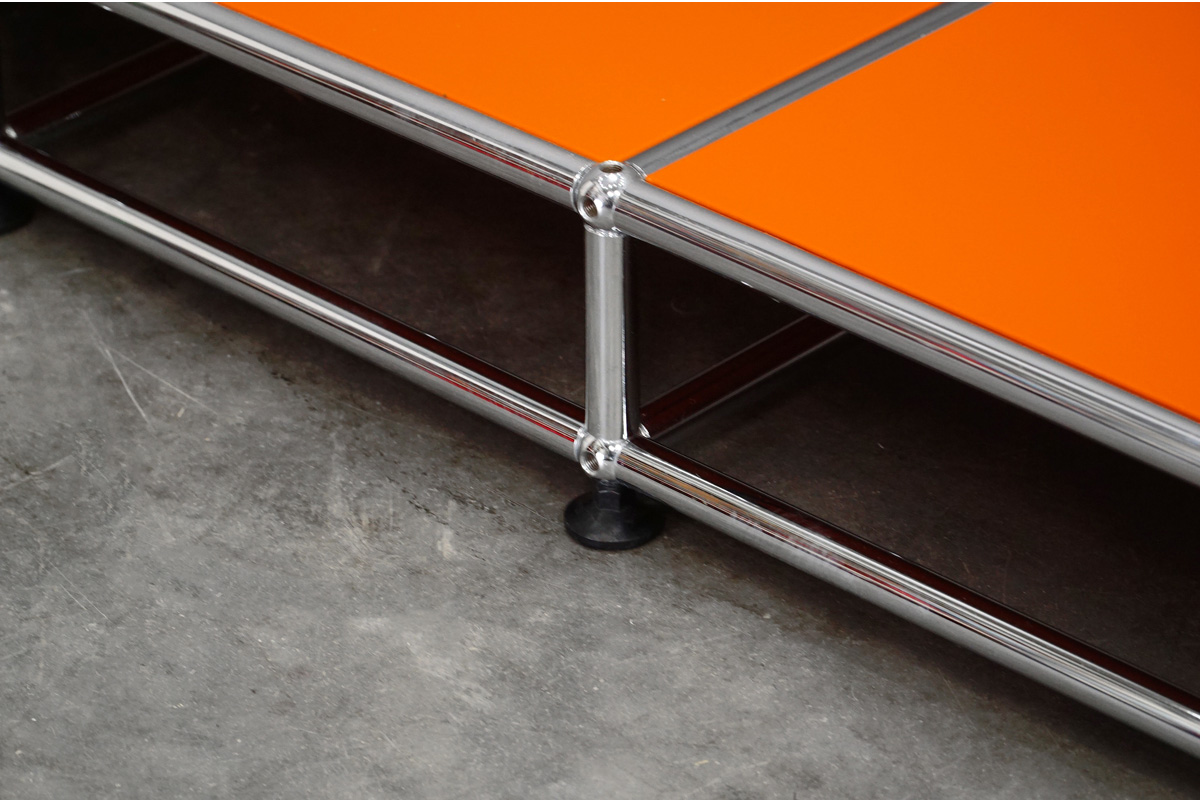 USM Haller system (ユーエスエム ハラー) 展示台 ディスプレイボード 棚 シェルフ　拡大