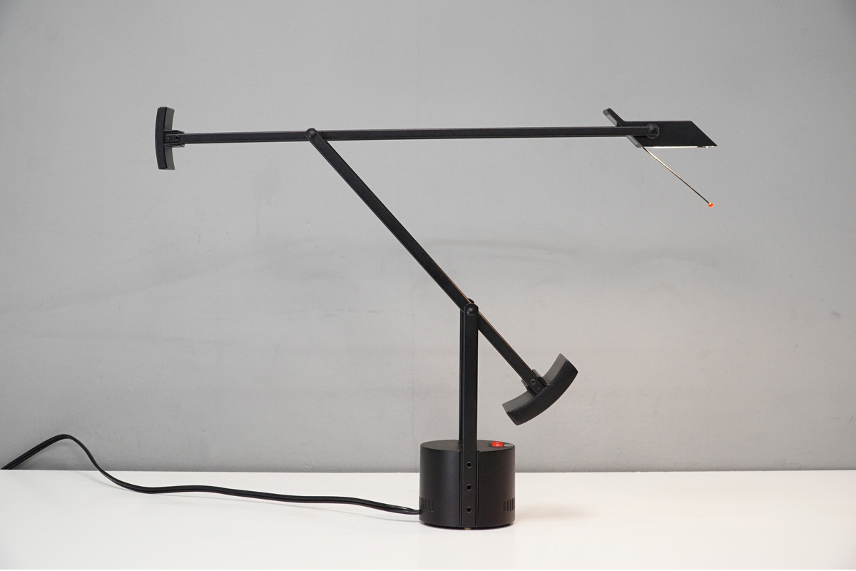 Artemide(アルテミデ) -アドア東京- Tizio micro(ティチオ マイクロ) S2870B デスクライト yamagiwa(ヤマギワ) リチャード・ザッパー