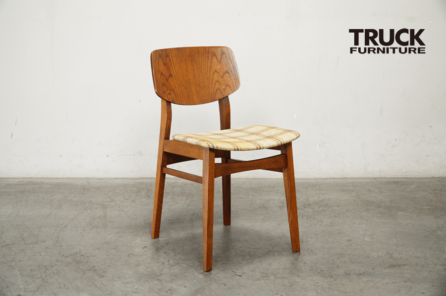 TRUCK furniture(トラックファニチャー)  TORCH CHAIR FABRIC SEAT(トーチチェア ファブリックシート) 椅子　アドア東京