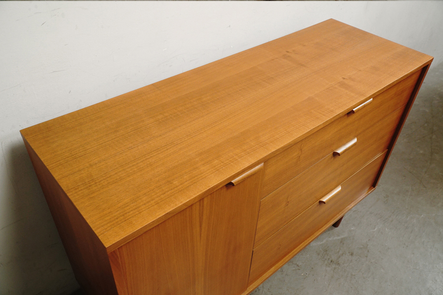 天板　unico(ウニコ) HOLM(ホルム)サイドボードキャビネット　アドア東京