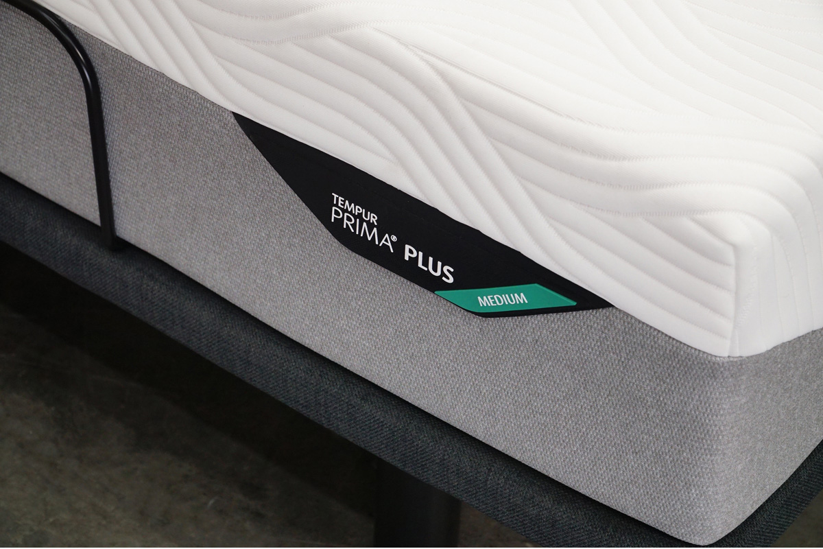 TEMPUR(テンピュール) Zero-G (ゼロジー) フォール 電動リクライニングベッド マットレス付き ダブルサイズ タグ