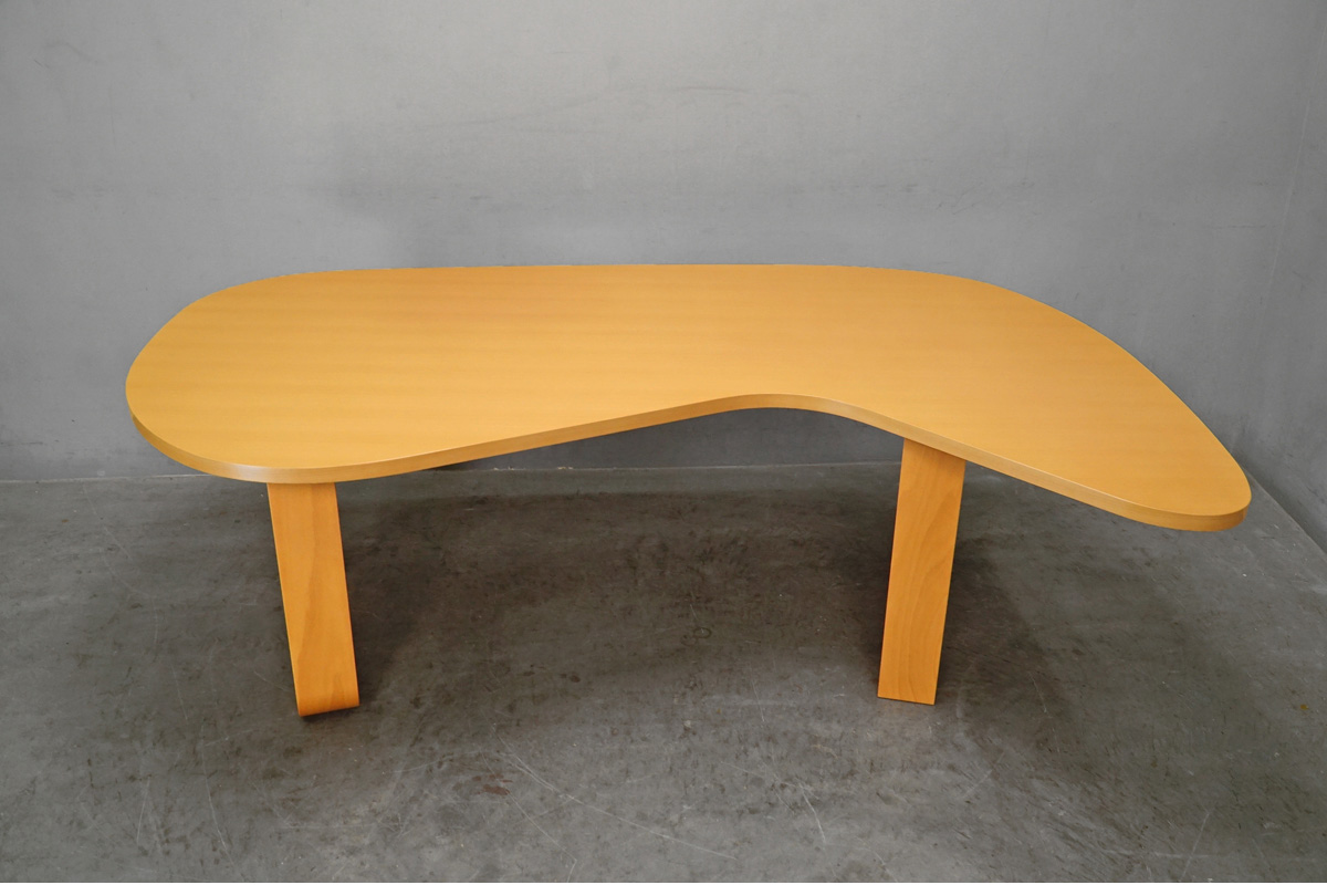 IDEE(イデー) CURVED PLYWOOD TABLE Natural(カーヴド プライウッド テーブル ナチュラル) 